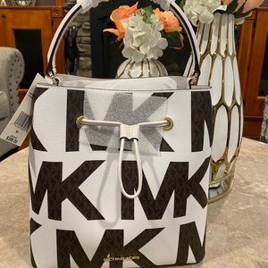 Michael Kors Suri Bucket Bag White Michael Kors Bags Michael Kors